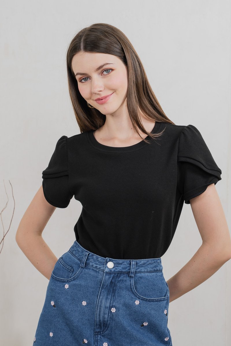 Lotus Denim Embroidered Skort In Dark Wash (XS)