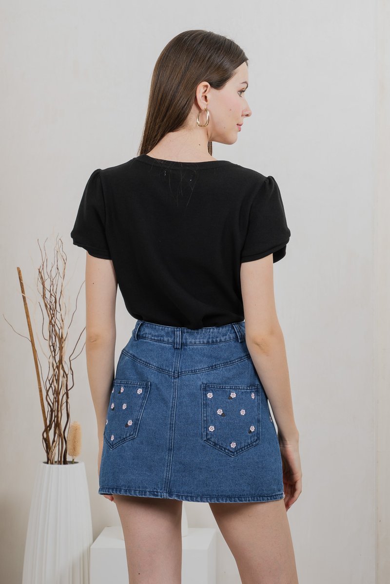 Lotus Denim Embroidered Skort In Dark Wash (XS)