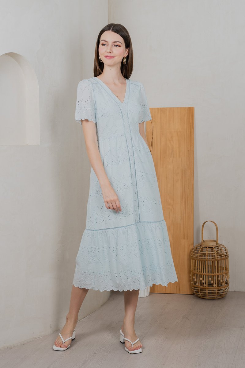 Lindsay Eyelet V Neck Midi Dress In Tiffany Blue (XS)