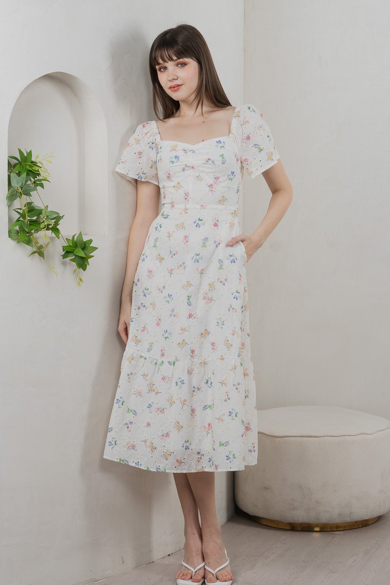 Julie Floral Eyelet Sweetheart Midi Dress In White (XS)