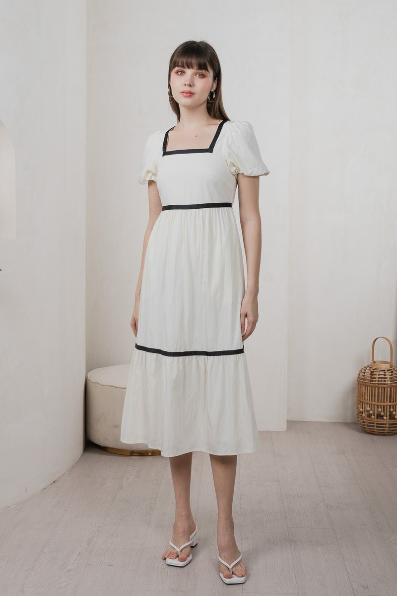 Vanilla Contrast Maxi Dress In ivory