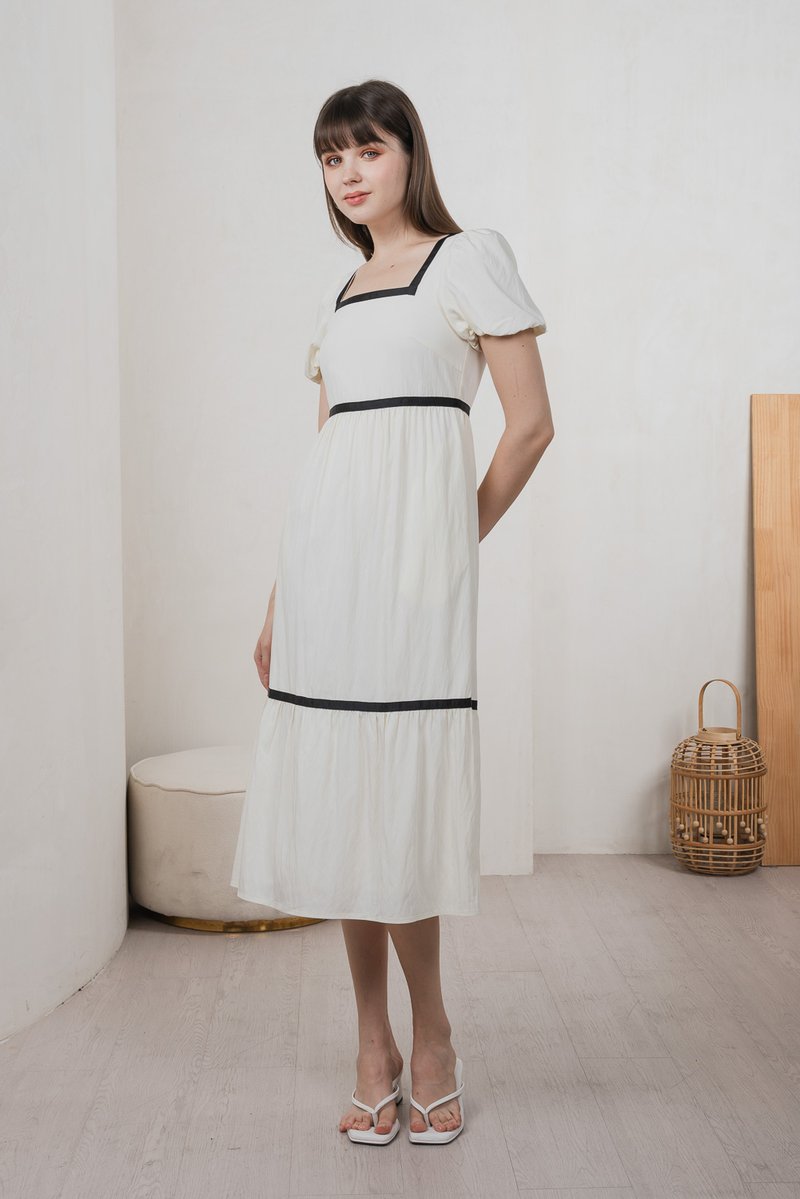 Vanilla Contrast Maxi Dress In ivory