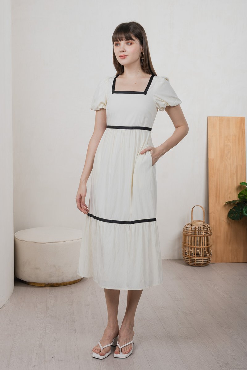 Vanilla Contrast Maxi Dress In ivory