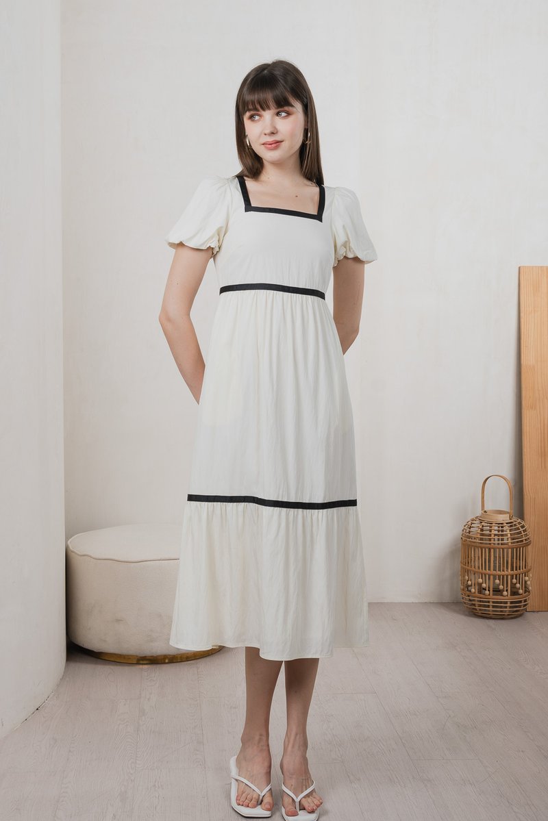 Vanilla Contrast Maxi Dress In ivory