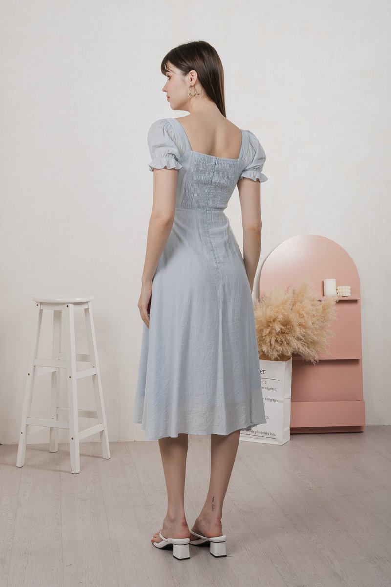 Montana Textured Midi Dress In Ice Blue (XS)