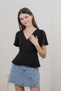 Kalisee Empire Waist Top In Black (XS)