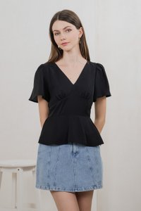 Kalisee Empire Waist Top In Black (XS)