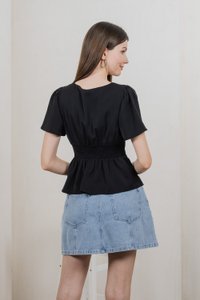 Kalisee Empire Waist Top In Black (XS)