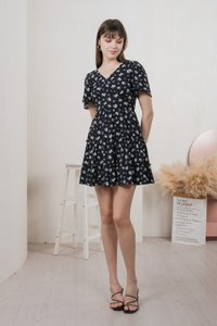 Etsuki Floral Tiered Ruffles Dress In Black