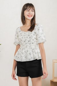 Hibiscus Floral Ruched Top In White (XS)