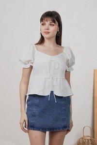 Reef Pintuck Ribbon Top In White