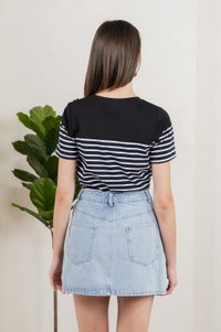 Berlin Striped Ribbon Button Tee In Black (S)