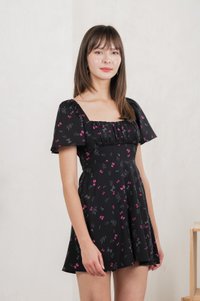 Freesia Ribbon Printed Ruched Romper (XS)