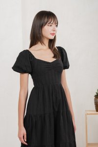 Maple Sweetheart Textured Midi Dress In Black (XS)