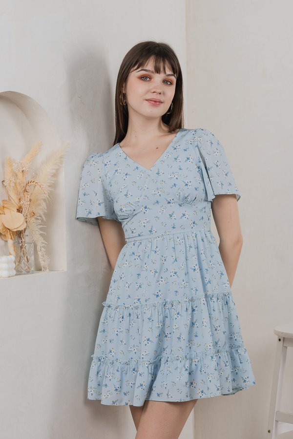 Etsuki Floral Tiered Ruffles Dress In Blue