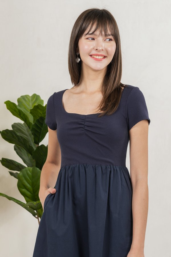 Mica Sweetheart Mix Fabric Midi Dress In Navy (XS)