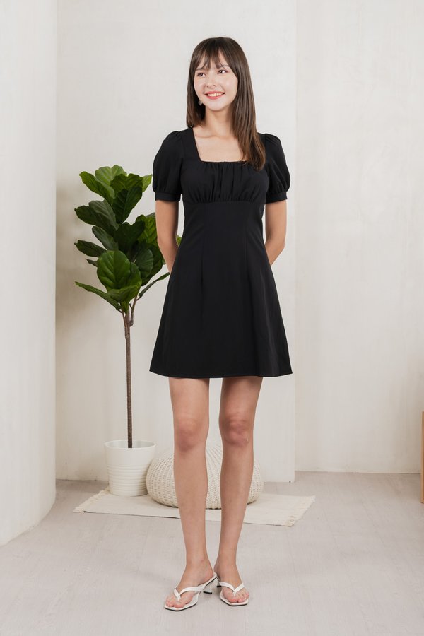 Winslet Ruched Dress In Black (XS)