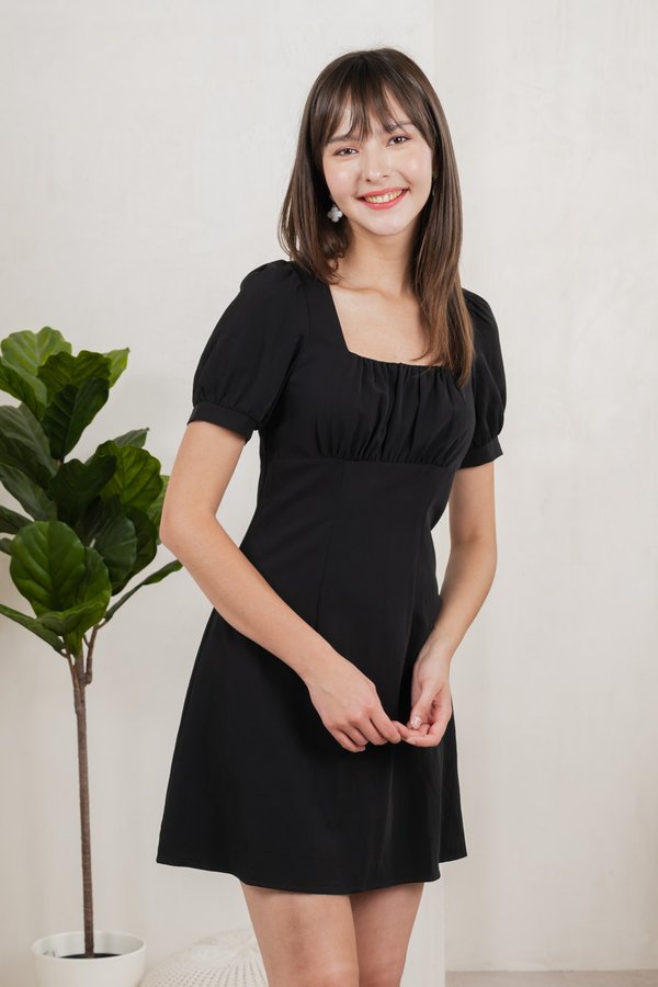 Winslet Ruched Dress In Black (XS)