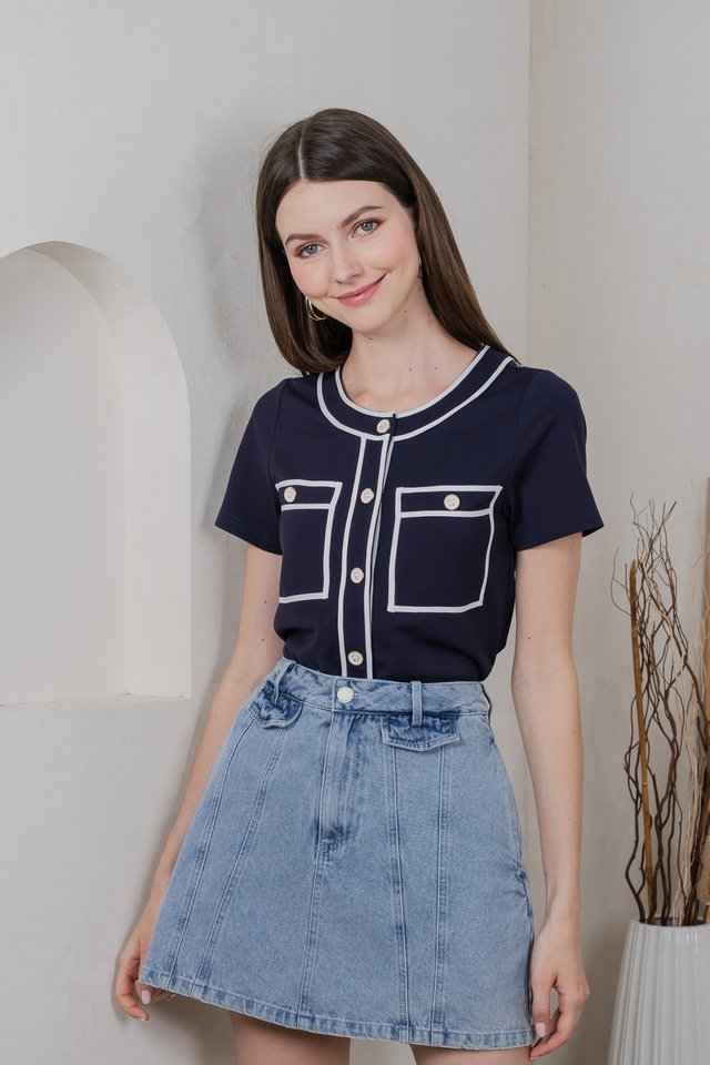 Stardust Contrast Piping Top In Navy
