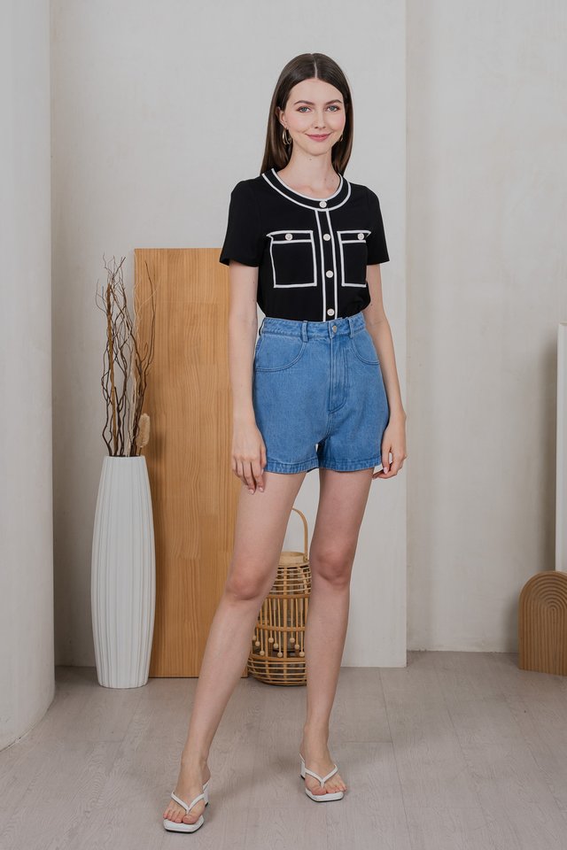 Stardust Contrast Piping Top In Black