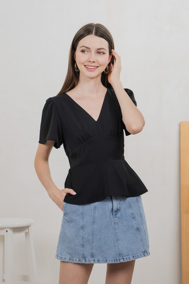 Kalisee Empire Waist Top In Black