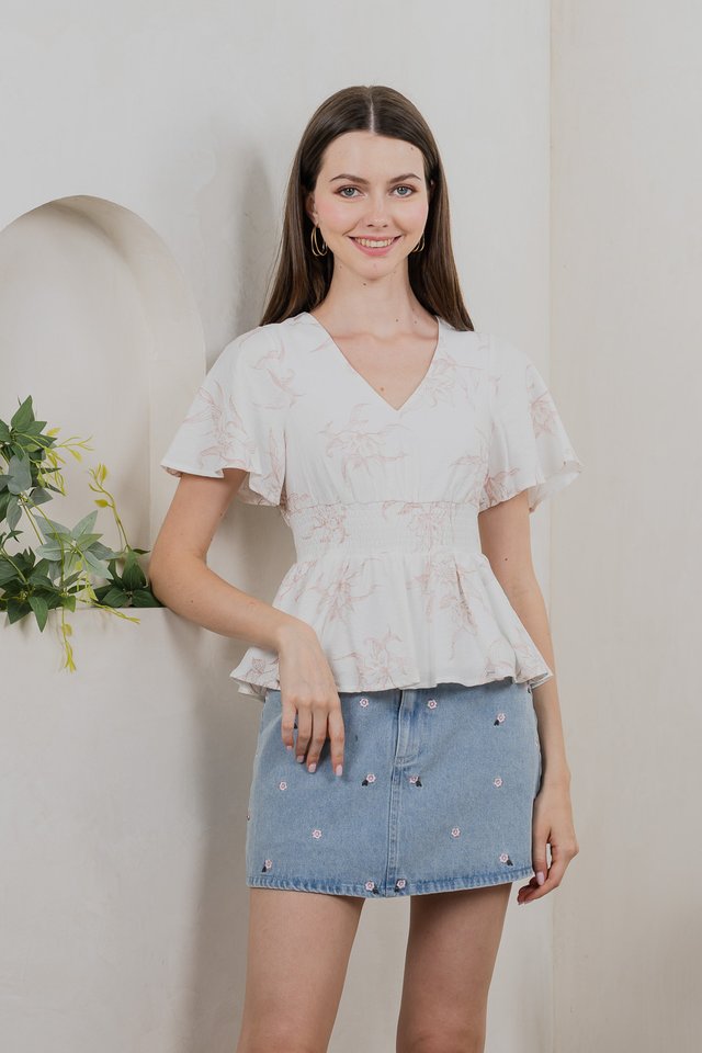 Parisa Printed Smocked Waist Top In Blush Pink