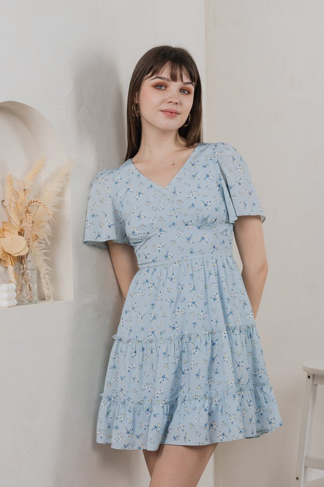 Etsuki Floral Tiered Ruffles Dress In Blue