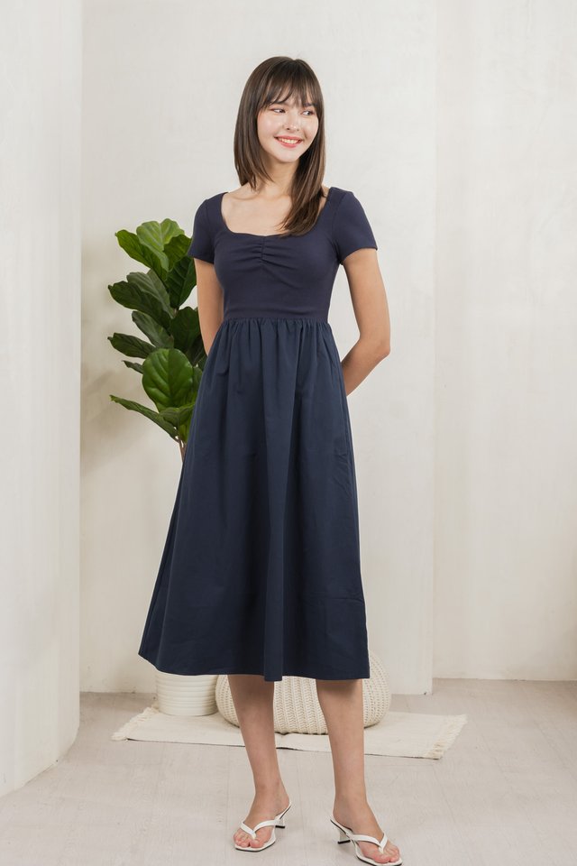 Mica Sweetheart Mix Fabric Midi Dress In Navy
