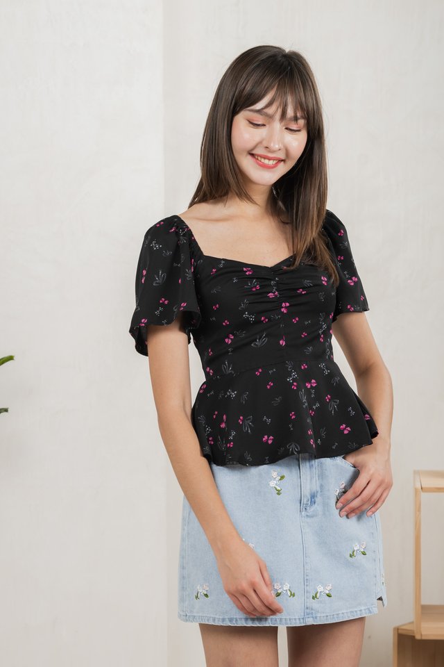 Freesia Ribbon Printed Sweetheart Top