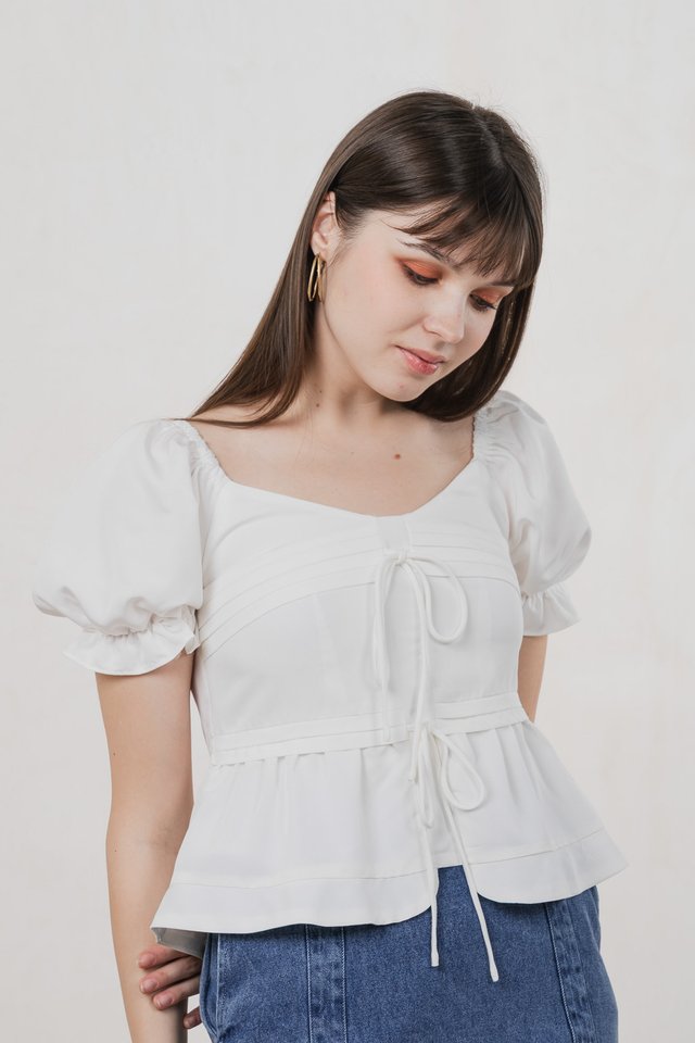 Reef Pintuck Ribbon Top In White