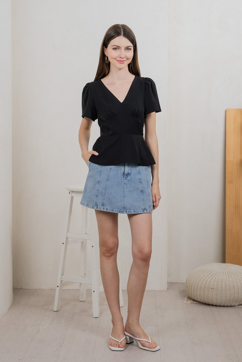 Kalisee Empire Waist Top In Black (XS)