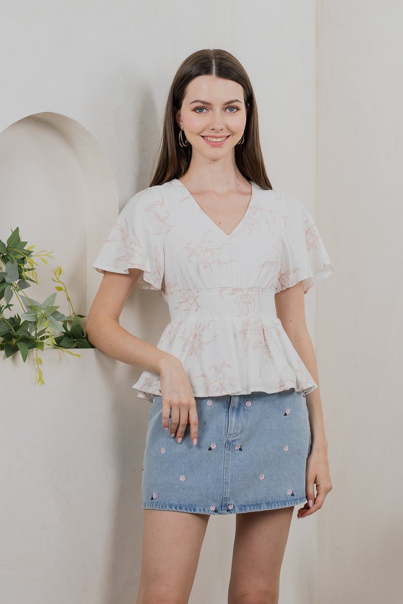 Parisa Printed Smocked Waist Top In Blush Pink