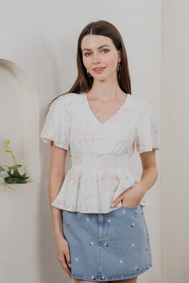 Parisa Printed Smocked Waist Top In Blush Pink