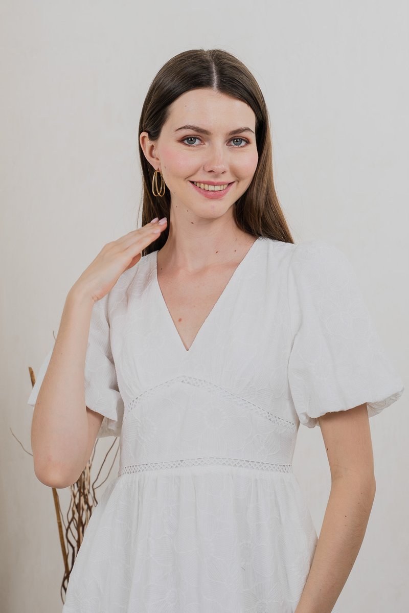 Ohara Embroidery Empire Dress In White