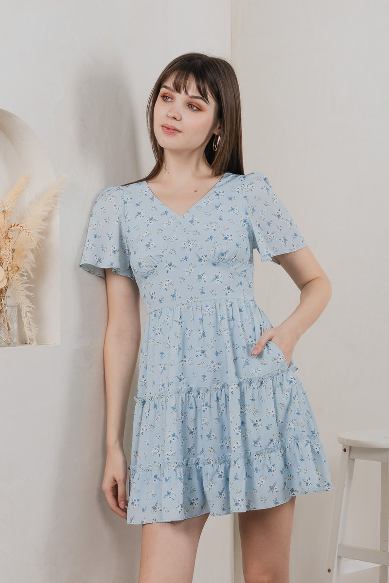 Etsuki Floral Tiered Ruffles Dress In Blue