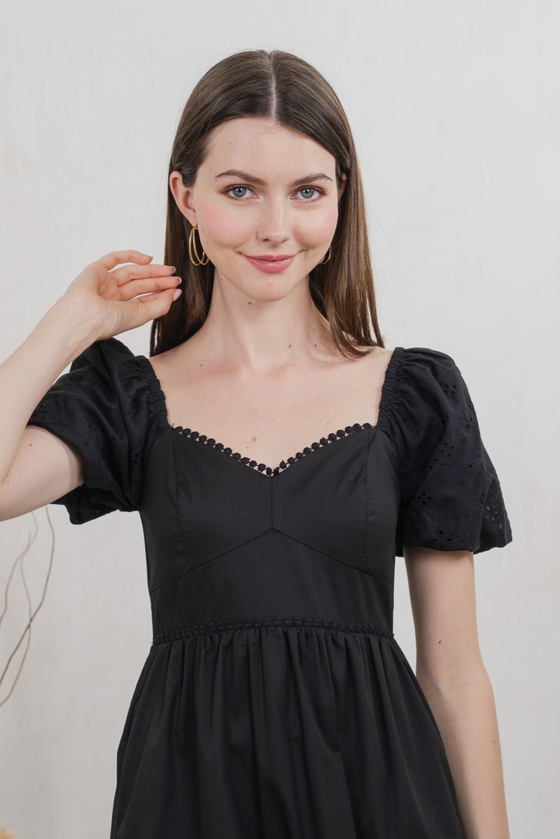 Everett Mixed Fabric Empire Midi Dress In Black