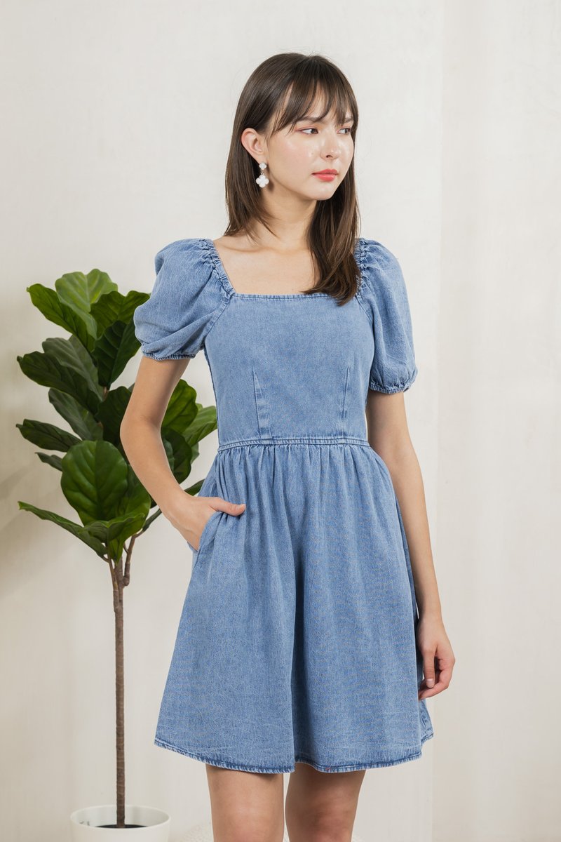 Nolana Denim Smocked Back Dress (XS)