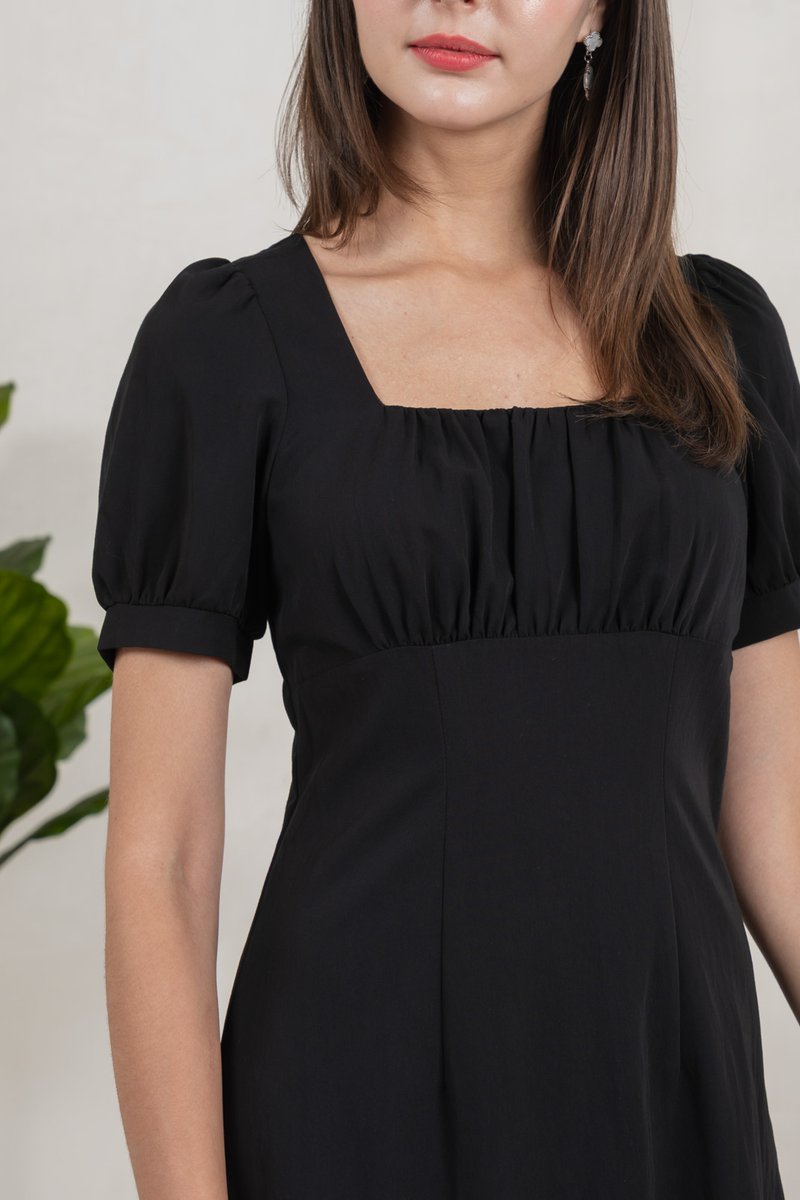 Winslet Ruched Dress In Black (XS)