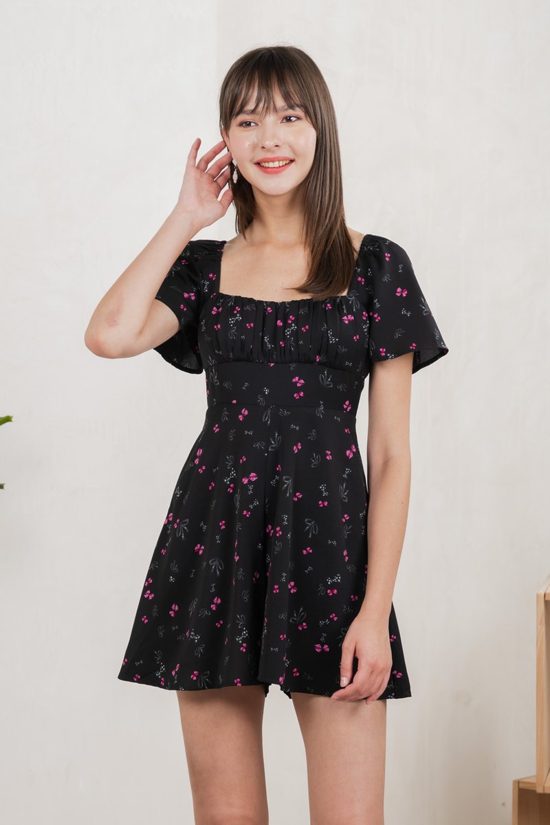 Freesia Ribbon Printed Ruched Romper (XS)