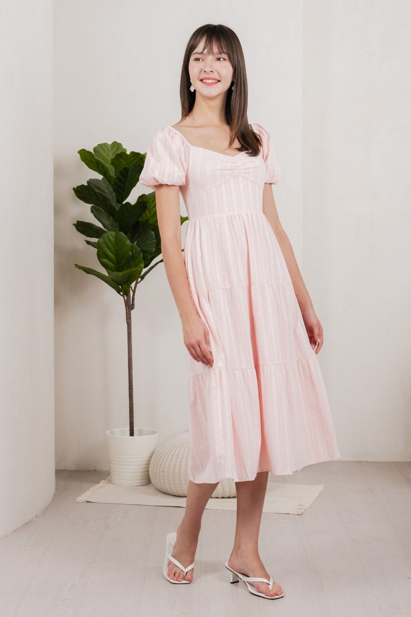 Maple Sweetheart Textured Midi Dress In Pink (XS)