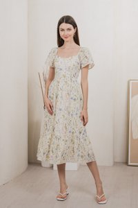 Autumn Garden Eyelet Midi Dress In Lavender