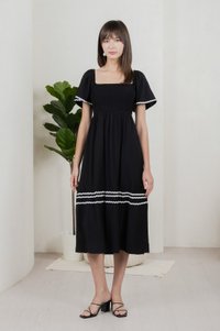 Monet Smocked Contrast Midi Dress In Black