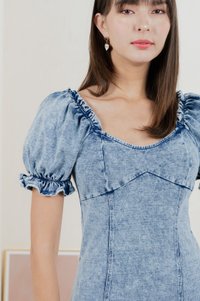 Dolly Denim Panelled Dress In Acid Wash
