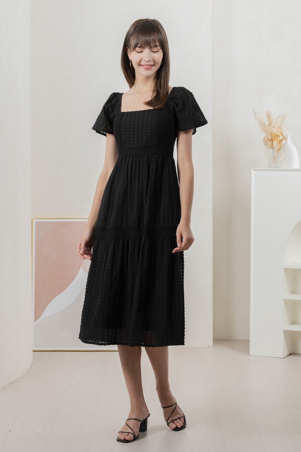 Saskia Crochet Midi Dress In Black (XS)
