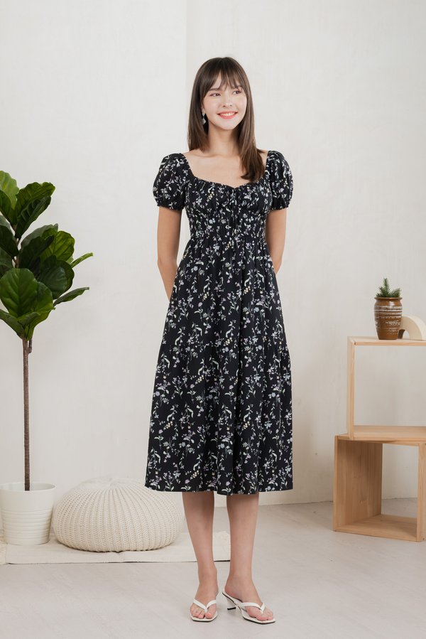 Tayra Floral Ruched Midi Dress In Black