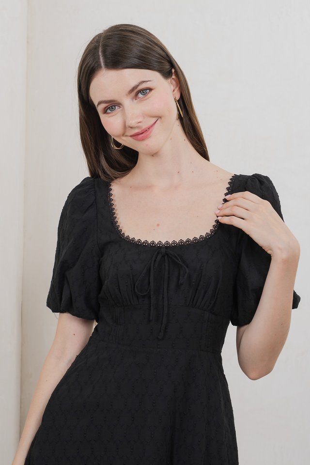 Vicky Embroidery Ribbon Midi Dress In Black