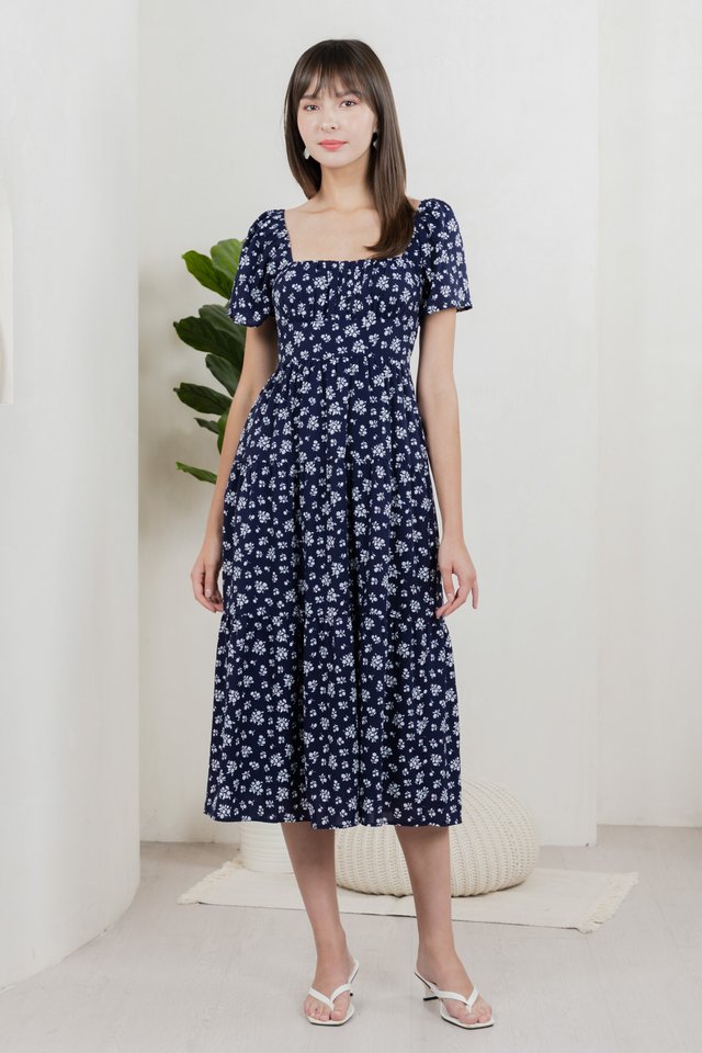 Marigold Floral Ruched Midi Dress In Navy