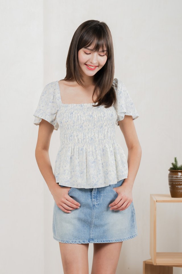 Kismet Printed Smocked Top In White