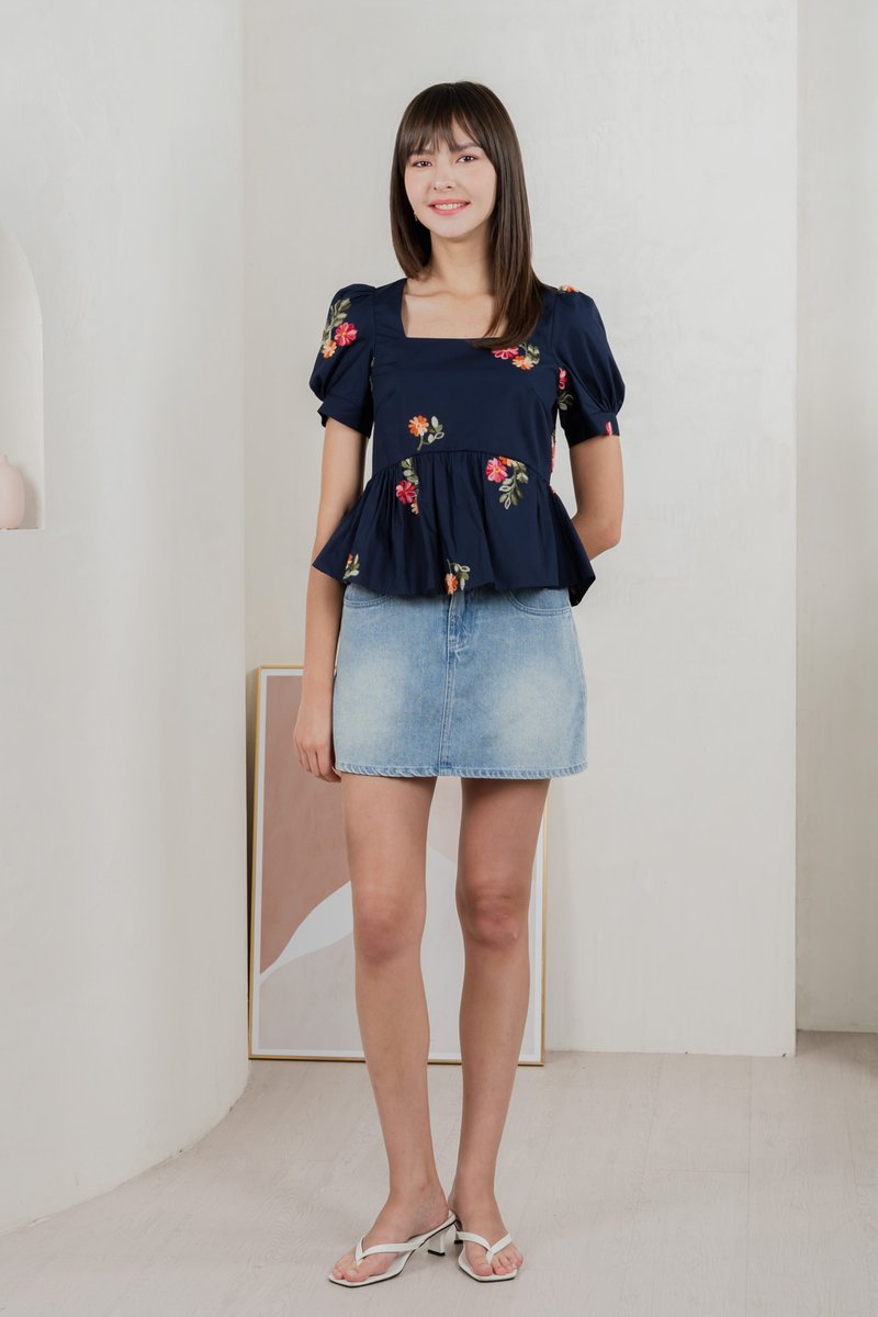 Foxglove Embroidery Babydoll Top In Navy (S)