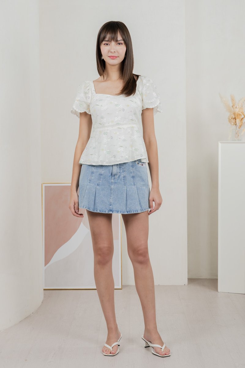 Fantasy Floral Ribbon Embroidery Top In Ivory